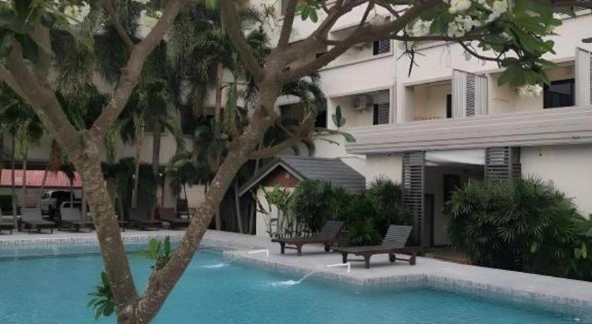 The Zen Hotel Pattaya Exterior photo