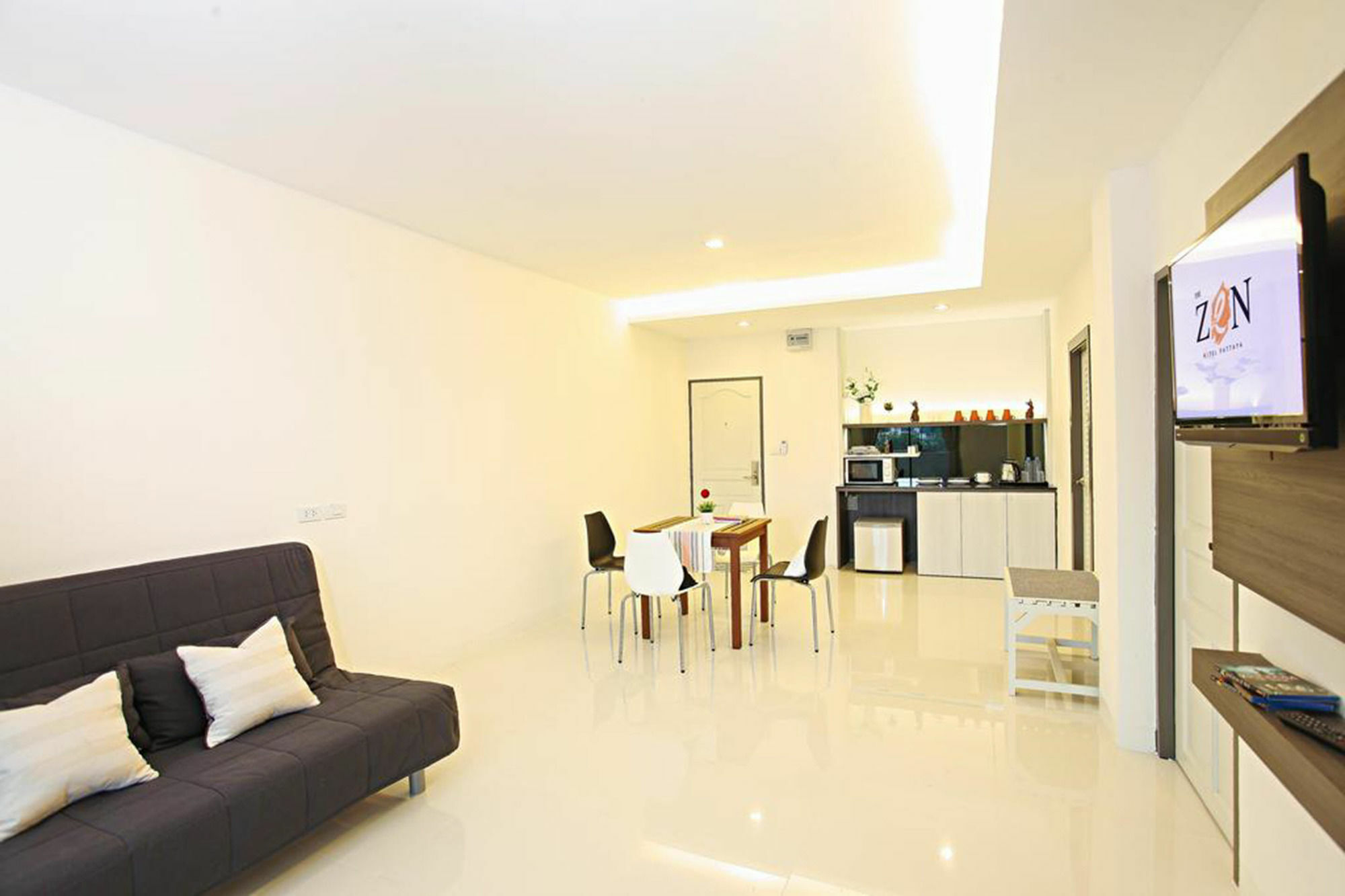 The Zen Hotel Pattaya Exterior photo